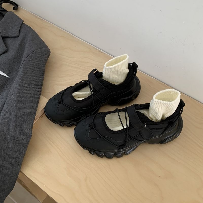 여성용 스포티한 청키 플랫폼 메리 제인 슈즈, 투톤 조 - Sneakers Care 리뷰 및 가격